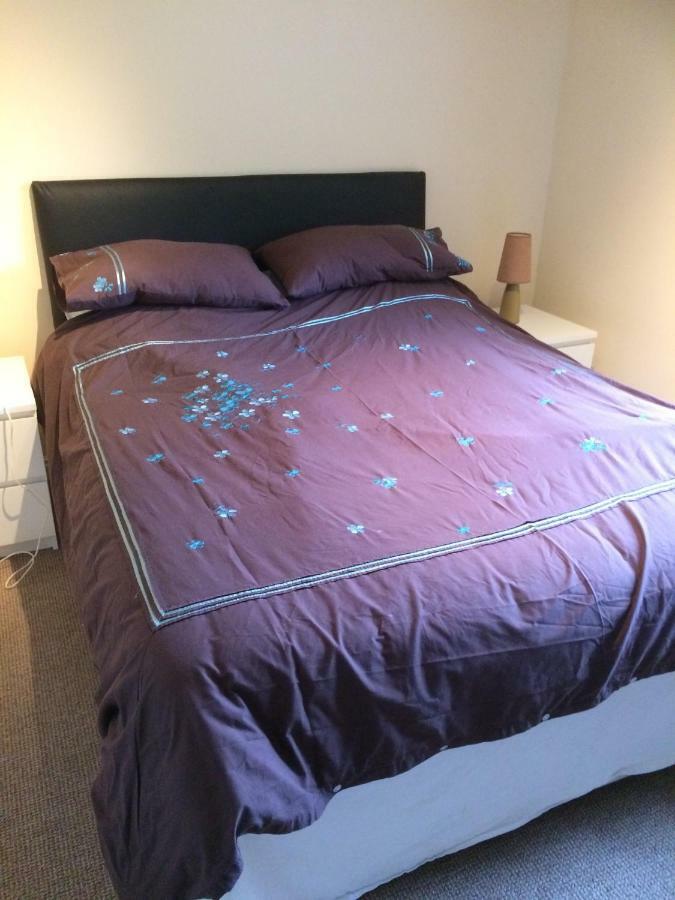2 Bed City Apartment With Parking Glasgow Esterno foto